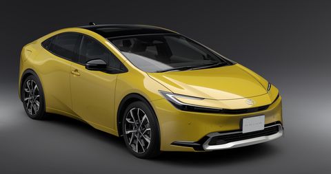 2023 toyota prius японская спецификация